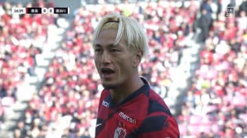 「俺よけてるよな！」鈴木優磨、レフェリーを指差し判定に怒り露わ「カードもらうからやめて」「冷静にな」ファンは心配の声