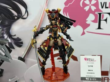 美少女プラモ「ブロッカーズFIORE」より侍型FIORE「ツバキ」と忍者型FIORE「キキョウ」が展示！【#ホビーラウンド33】