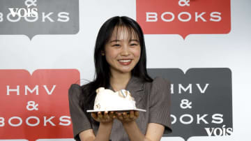 【動画】林芽亜里、20歳の誕生日　サプライズケーキに大喜び　お気に入りは「ほぼノーメイクのカット」