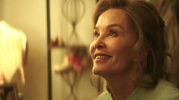 キャリア終焉の危機に直面した大女優が挑む“最後の舞台” 全米で絶賛された話題作『喝采』予告編