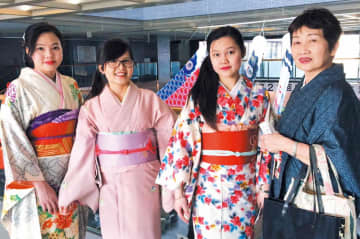 【60代・70代の働き方】61歳で日本語教師資格を取得。新しい道を切り拓いた読者の生き方と成功の秘訣は？