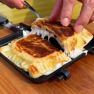 【BBQの締めはこれ！】マシュマロとチョコがとろ〜りサクサクパイ