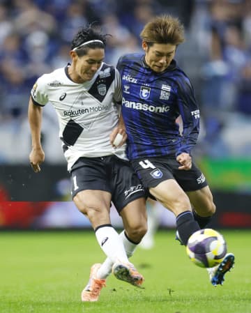 神戸分け、京都完敗でともにV逸　J1、横浜FCはJ2降格