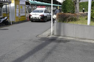 防犯カメラにもみ合う様子　千葉・松戸市の路上で男性刺殺