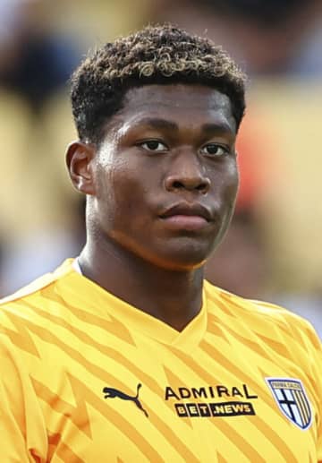 GK鈴木彩が左手骨折　パルマ発表、代表は不参加