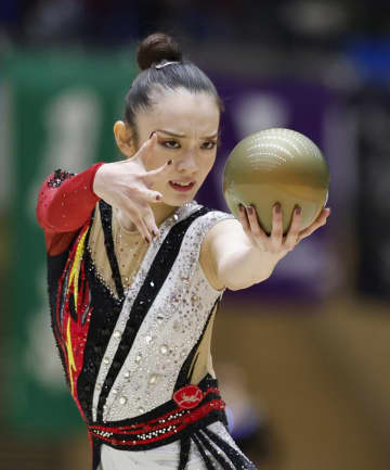 喜田が3冠、松坂と鈴木もV　全日本新体操の種目別決勝