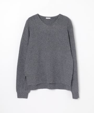 「腰まわりパツパツ」を回避！【ハニーズ】40・50代のキレイ見え♡「ゆったりニット」