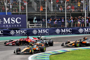 ノリス連勝。ピットスタートのフェルスタッペンが表彰台【F1サンパウロGP決勝レポート】