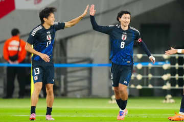 【日本代表】久保建英、鎌田大地、遠藤航…最新メンバーリスト26選手。W杯へピンチ! 鈴木彩艶が左手複合骨折、代わって野澤大志ブランドンを追加招集