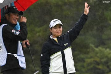 雨中の変則プレーオフを制した畑岡奈紗が1295日ぶりの勝利　第一人者ゆえの悩みを克服した26歳が次に目指すもの