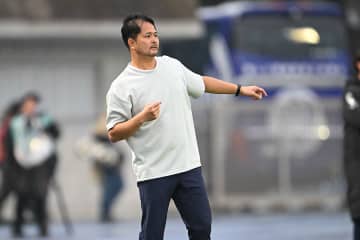 11月でも半袖の理由「俺はこれでいいのかな？」　途中就任で無敗継続…指揮官「少し景色が変わった」