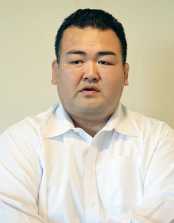 貴闘力、元大関・琴奨菊が元マネへのパワハラ報道に「また佐渡ヶ嶽部屋か」指摘する”言語道断な点”