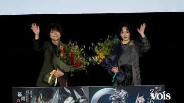 【動画】生駒里奈、アニメ見ると戦闘モードに　河西健吾と「鉄血のオルフェンズ」衣装で登場