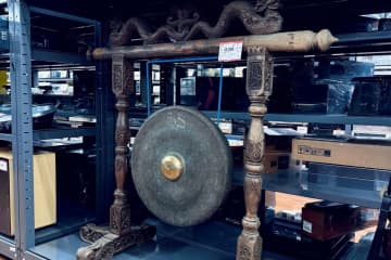 ハードオフで発見されたとんでもない打楽器　全国の武士から「戦で使いたい」と称賛相次ぐ