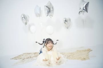 台湾出身の元ＡＫＢ４８・真楪伶　デビュー１０周年記念の特別写真展開催