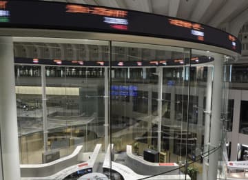 東証、午前終値5万0766円　米国株高を好感、一時600円高