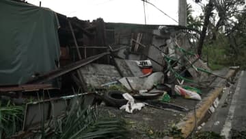 台風26号がフィリピン上陸　2人死亡…140万人が避難　先週にも台風直撃し200人死亡