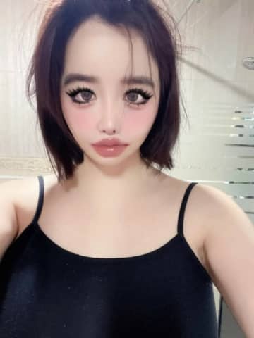 パク・ボム（2NE1）、健康異常説を一蹴「元々完全に大丈夫」...治療が必要という所属事務所の主張に反論