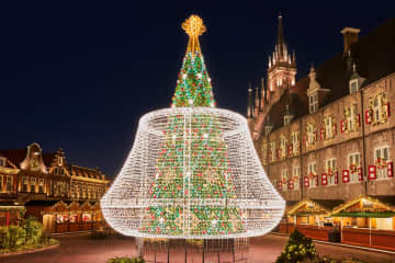 長崎ハウステンボスのクリスマス、煌めく“シャンデリア風”ツリー＆クリスマスマーケット