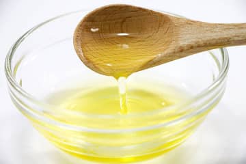 製油業界、非常事態 大手2社が通期下方修正 油脂コスト苦境、値上げ急務