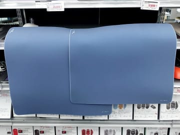 アルファセルベース採用のスピード系マウスパッド「AIM1 電 INAZUMA」