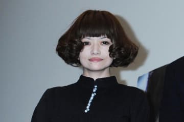 広田レオナの自宅花壇に「８０センチ」クマ侵入か　警察は「近所に声掛け程度」で複雑胸中