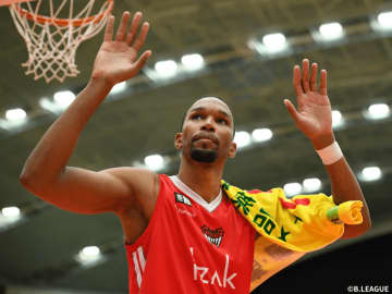 富山のヤニス・モランが肉離れで離脱…今季12.2得点のビッグマン、全治3～6週間と診断