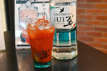 材料はウスターソース！？ サントリーから関西限定のジンカクテルが登場