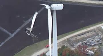 風力タービンの羽根が突然落下、近隣住民は「爆発したような轟音が聞こえた」　米