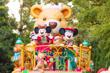 ディズニー・クリスマス10年ぶりの新パレード「トイズ・ワンダラス・クリスマス！」東京ディズニーランドでスタート