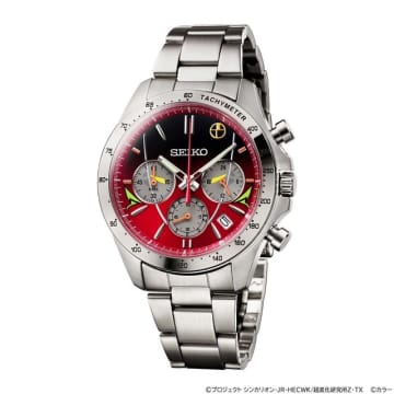 「2号機、発進！」エヴァ新幹線が腕時計に！エヴァ2号機をモチーフにした鮮やかな赤に注目