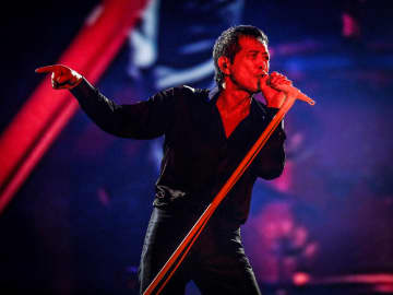 矢沢永吉が東京ドームに刻んだロックスターの生き様　ソロ50周年、76歳で伝説を更新した熱狂のステージ