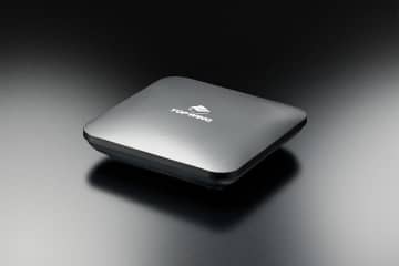 トップウイング、オーディオ専用の無線子機「OPT AP Client」。SFPポートも搭載