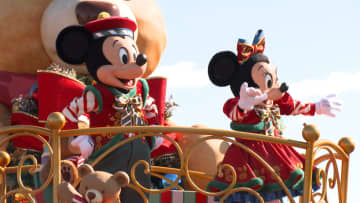 ディズニーあすからクリスマスのスペシャルイベント　10年ぶりの新パレード「トイズ・ワンダラス・クリスマス！」開催