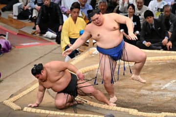 【九州場所】大の里〝苦手〟伯桜鵬に完勝　九重審判長「横綱相撲。考えが良かった」