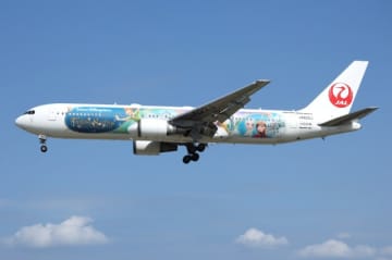 JAL×ディズニー「Fantastic Journey Express」運航終了… B767「JA622J」 通常塗装に