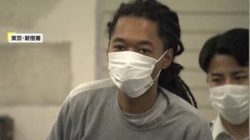 「マネープリーズ」早朝にごみ集積所から女性宅の2階ベランダに…無施錠の窓から侵入　24歳男を強盗などの容疑で逮捕　東京・新宿区