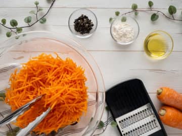 電子レンジで簡単時短！3種野菜の“腸活＆美肌”マリネ