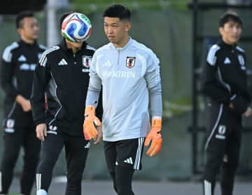 「俺でいいんすかね」日本代表の新GKユニを最初に着用するのは？ ガーナ戦のスタメン有力候補が本音「あんまり着たことないデザイン」