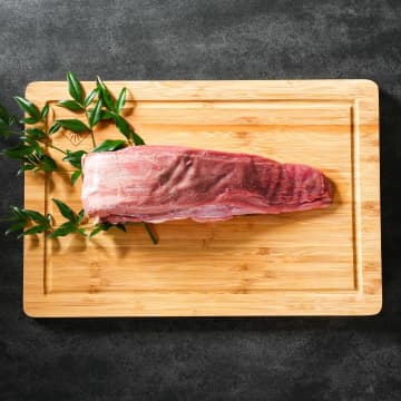 【モンパチ・キヨサク氏が選ぶ】BBQに最適！「仔牛むきたんブロック」800本限定で本日発売！購入特典はオリジナルステッカー！