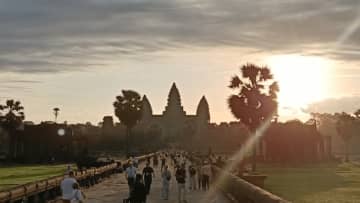 朝4時から始まる私の一日。カンボジア・アンコールワットの街で私を整えるパワースポット4つ
