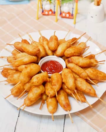 子どもが大喜び！ホットケーキミックスで作る「ミニアメリカンドッグ」