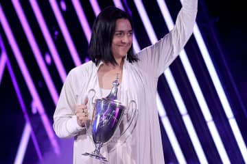 休養中の元世界２位ジャバーが妊娠を発表！「もうすぐ最も小さなチームメイトを迎える」＜SMASH＞