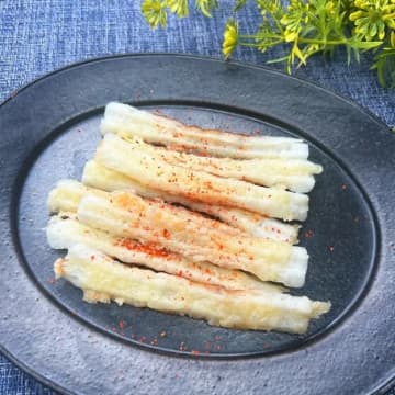 【これなら毎日ちくわ食べても全然飽きない！】「冷蔵庫にストック必須」「こんな使い方あったの？」目からウロコのちくわアレンジレシピ4選