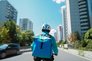 デリバリーで頼んだコーラ→開けたらまさかの惨状…ネット二度見「これは…苦情だー」「なぜこんなことに」