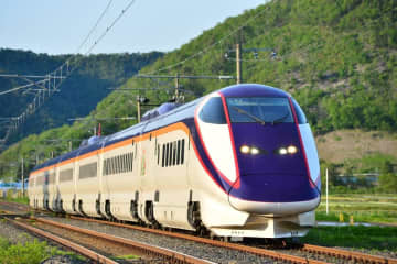 【電車で行ける温泉：山形編】銀山温泉で、大正浪漫漂うノスタルジックな温泉街をそぞろ歩き