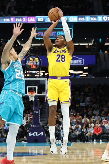 レーカーズ八村、敵地で21得点　NBA、3リバウンドで勝利