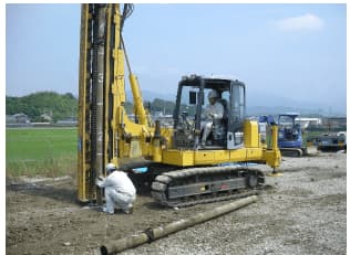 木杭を使用した環境配慮型の新地盤補強工法 「ＳＨ－ＫＰパイル工法」を共同開発し、12月1日より販売開始