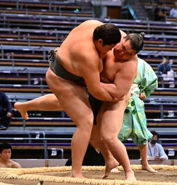 【九州場所】〝史上最強の新弟子〟旭富士が白星デビュー　緊張は「ないです」と大物ぶりも発揮