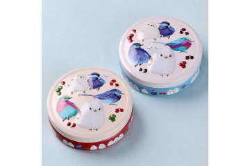 カルディ、シマエナガがかわいい「ホリデークッキー缶」発売